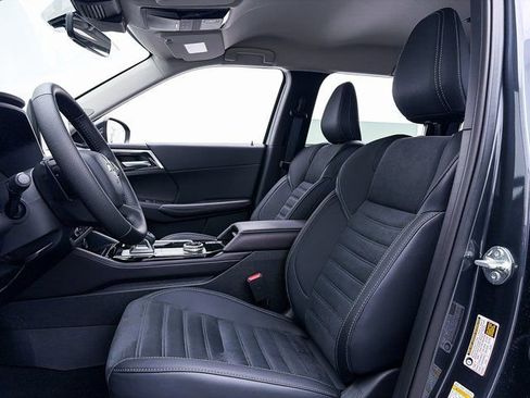 New 2025 Mitsubishi Outlander SE AWD/4WD image 12