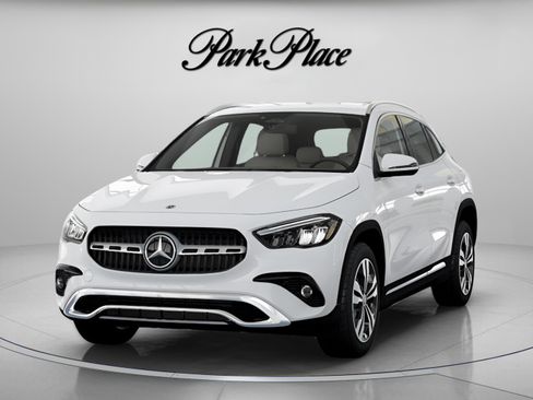 New 2026 Mercedes-Benz GLA 250 4MATIC image 36