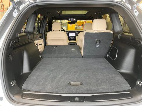 Used 2022 Jeep Grand Cherokee Limited 4xe w/ Luxury Tech Group II image 31