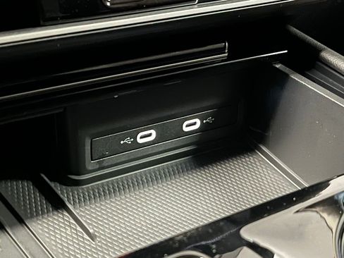 New 2026 Volkswagen Atlas SEL image 13