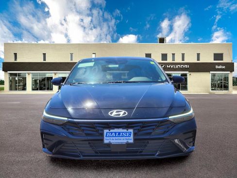 New 2026 Hyundai Elantra SEL Sport Premium FWD image 8