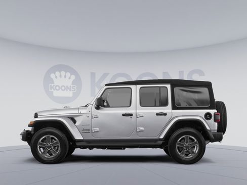 Used 2021 Jeep Wrangler Unlimited Rubicon w/ Cold Weather Group AWD/4WD image 2