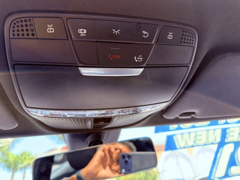 Used 2021 Mercedes-Benz C 300 Sedan image 34