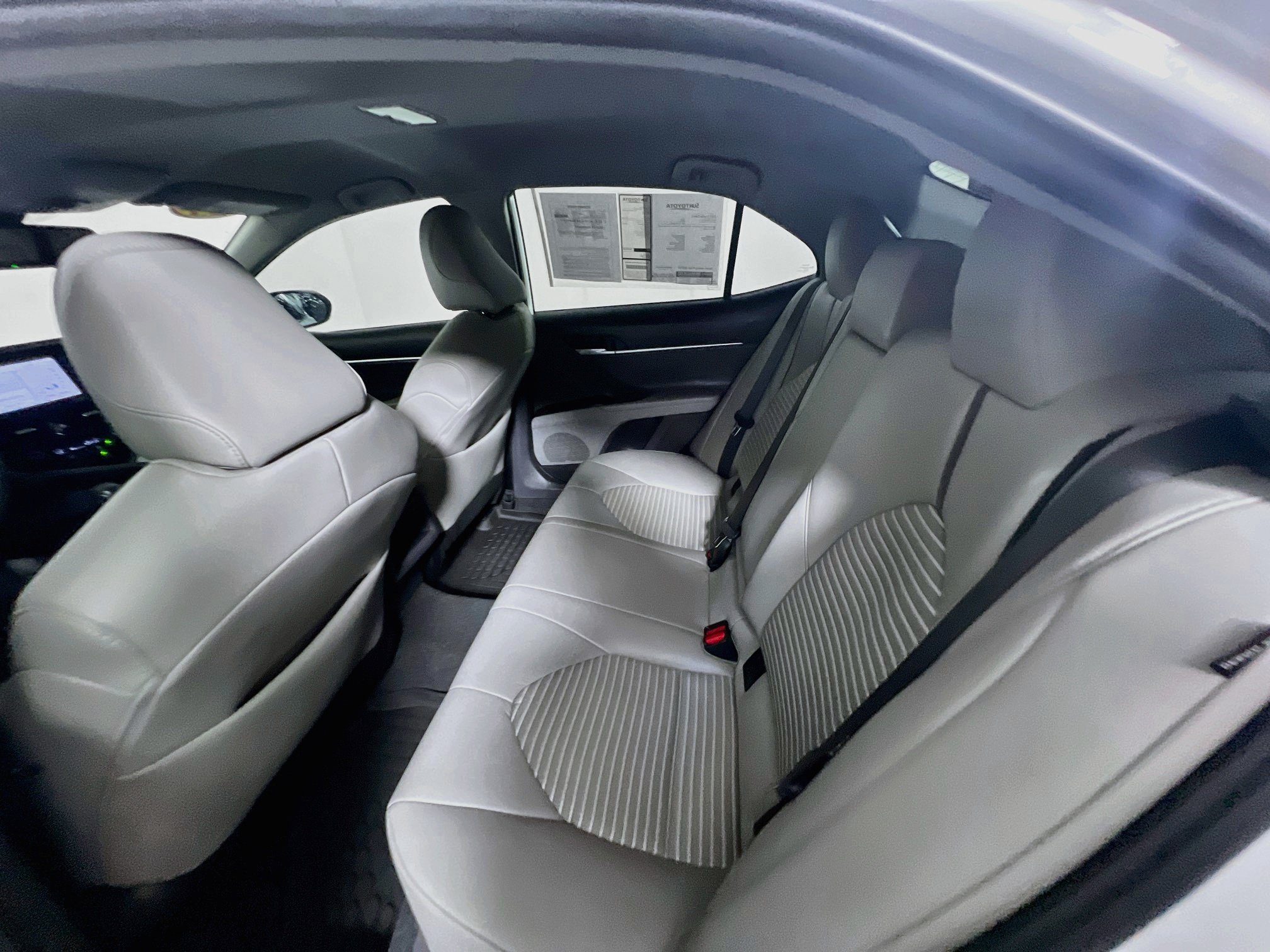 Used 2024 Toyota Camry SE w/ Convenience Package FWD image 28