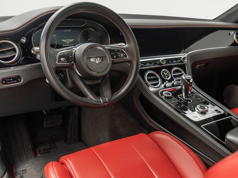 Used 2024 Bentley Continental GT V8 image 12