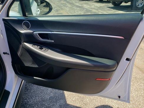 Used 2022 Hyundai Sonata SE FWD image 17