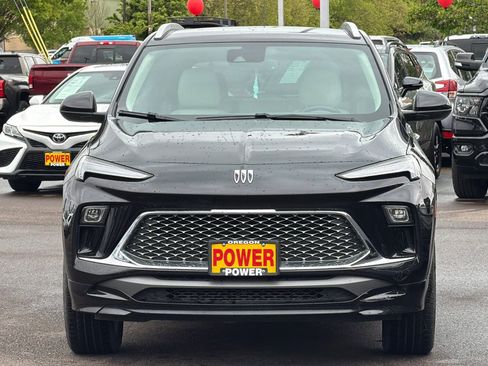 Used 2024 Buick Encore GX Avenir AWD/4WD image 9