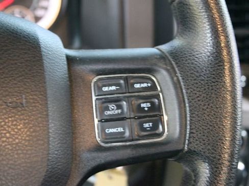 Used 2016 RAM 1500 Express AWD/4WD image 14