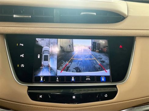 Used 2021 Cadillac XT5 Sportv w/ Platinum Package image 14