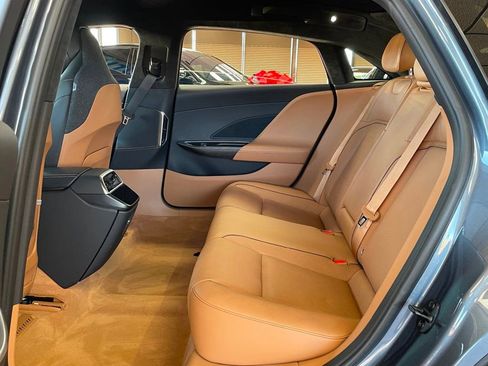 Used 2024 Lucid Air Touring image 20