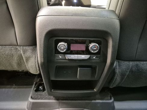 New 2026 Chevrolet Traverse High Country image 22