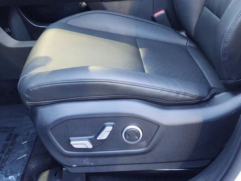 Used 2025 Hyundai Santa Fe XRT image 19