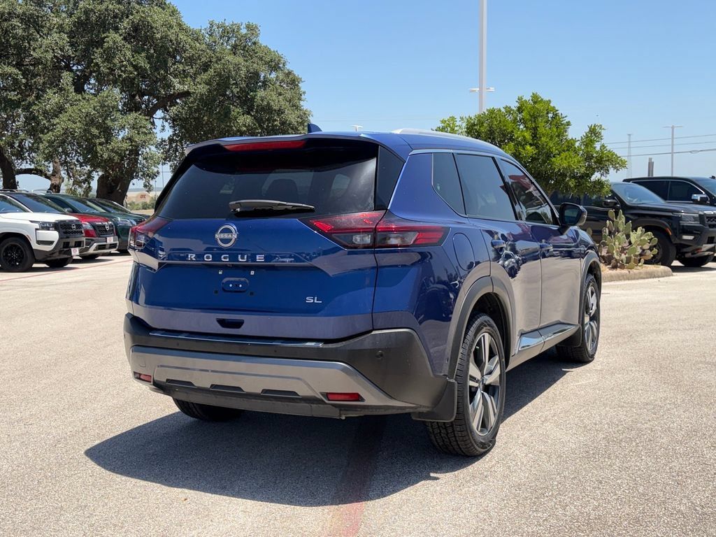 Certified 2023 Nissan Rogue SL w/ SL Premium Package FWD image 5