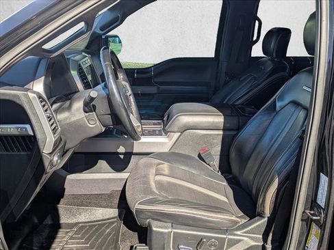 Used 2018 Ford F150 Platinum w/ Equipment Group 701A Luxury image 15