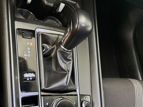 Used 2025 MAZDA CX-50 AWD 2.5 S w/ Preferred Package image 25