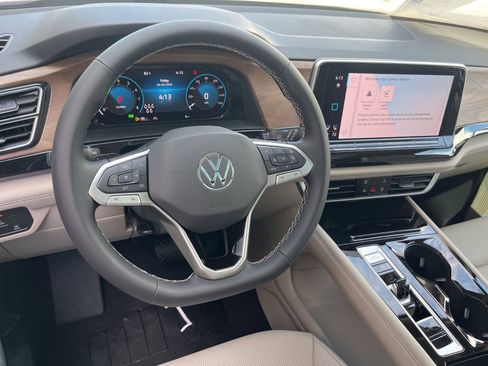New 2026 Volkswagen Atlas SE FWD image 35