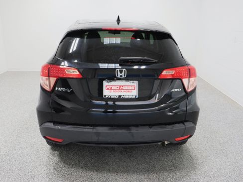 Used 2017 Honda HR-V LX image 8