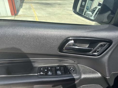 Certified 2024 Dodge Durango GT image 19