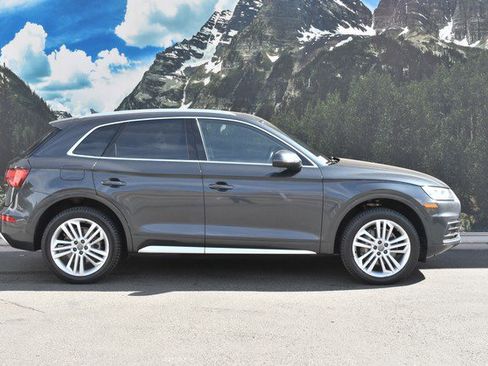 Used 2018 Audi Q5 2.0T Premium Plus w/ Premium Plus Package image 2