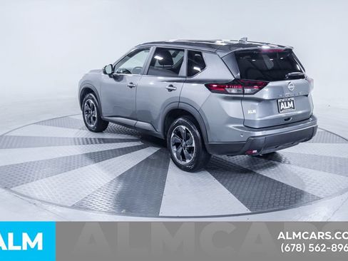 Used 2025 Nissan Rogue SV FWD image 7