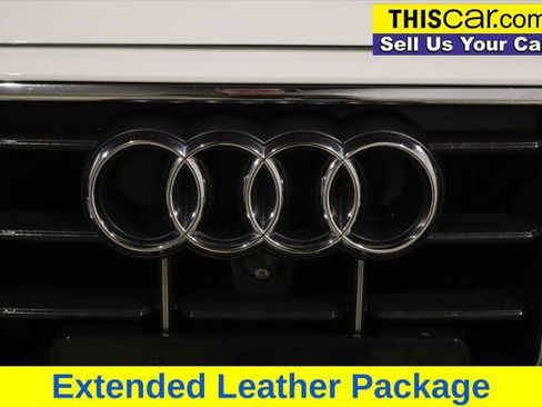 Used 2019 Audi Q8 Prestige AWD/4WD image 12