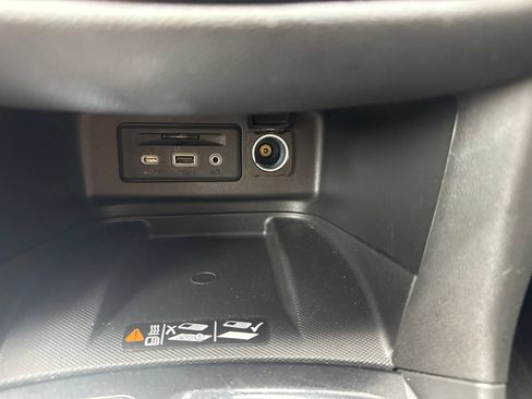 Used 2022 Chevrolet Equinox Premier AWD/4WD image 27