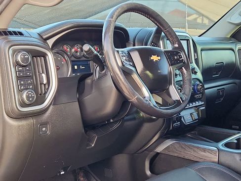 Used 2021 Chevrolet Silverado 2500 LTZ w/ LTZ Texas Edition image 10