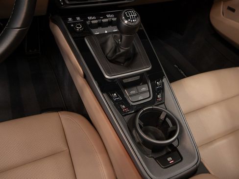 Used 2021 Porsche 911 Carrera S image 31