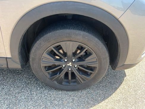 Used 2018 Mitsubishi Eclipse Cross LE AWD/4WD image 9