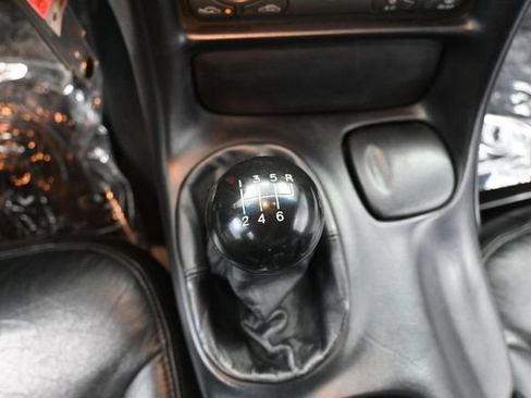 Used 2001 Chevrolet Corvette Convertible RWD image 26