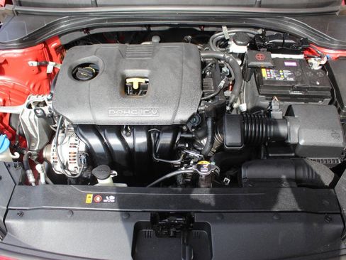 Used 2020 Hyundai Elantra SEL image 8