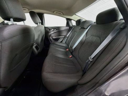 Used 2015 Chrysler 200 LX FWD image 23