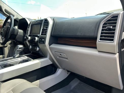 Used 2015 Ford F150 Lariat w/ Equipment Group 502A Luxury image 13