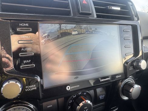 Certified 2020 Toyota 4Runner TRD Off-Road Premium image 25