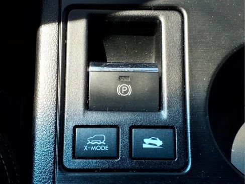 Used 2019 Subaru Outback 2.5i Premium AWD/4WD image 18