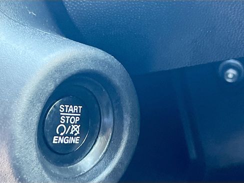 Used 2023 RAM ProMaster 2500 image 24