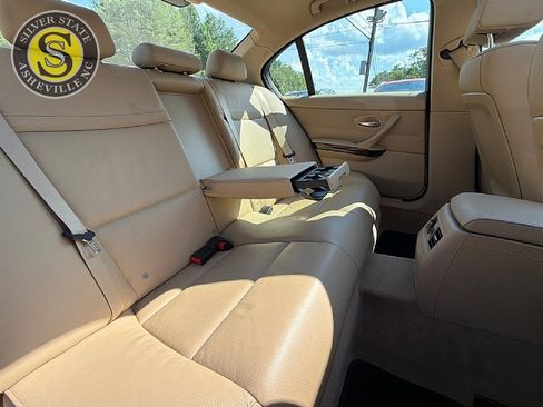 Used 2010 BMW 328i Sedan RWD image 19