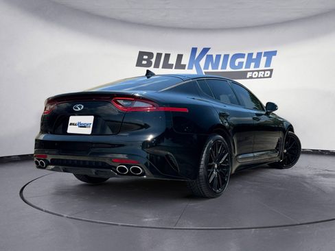 Used 2019 Kia Stinger GT1 AWD/4WD image 5