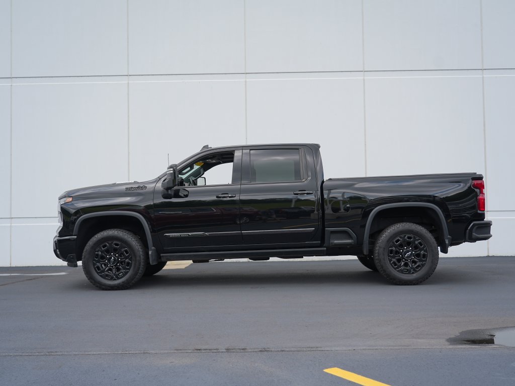 Certified 2024 Chevrolet Silverado 3500 High Country w/ High Country Premium Package AWD/4WD image 6