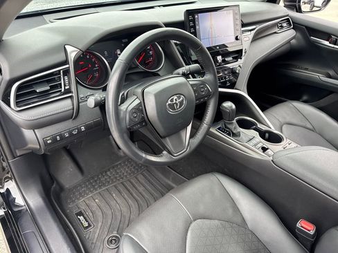 Used 2023 Toyota Camry XSE image 18