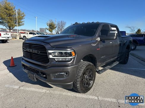 Used 2024 RAM 3500 Laramie w/ Night Edition image 13