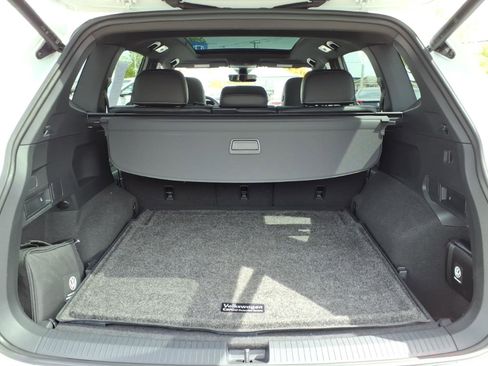Used 2024 Volkswagen Tiguan SEL R-Line AWD/4WD image 13