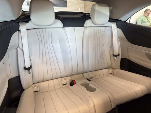 Used 2023 Mercedes-Benz E 450 Cabriolet image 9