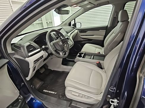 Used 2024 Honda Odyssey EX-L image 11