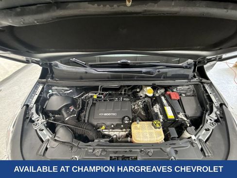Used 2020 Chevrolet Trax LT w/ LT Convenience Package FWD image 38