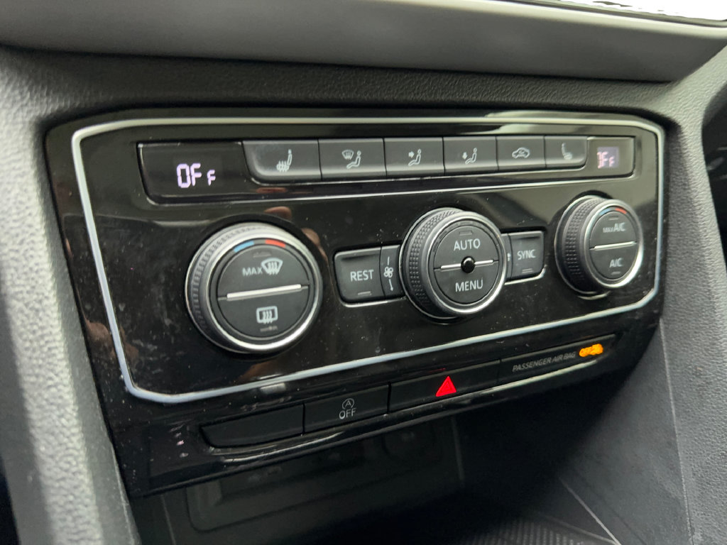 Used 2023 Volkswagen Atlas SE w/ Panoramic Sunroof Package FWD image 72