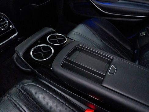 Used 2018 Mercedes-Benz S 63 AMG 4MATIC Sedan image 27