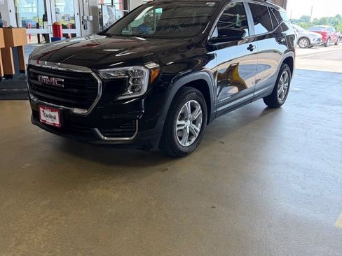 Used 2024 GMC Terrain SLE w/ Driver Convenience Package FWD image 21