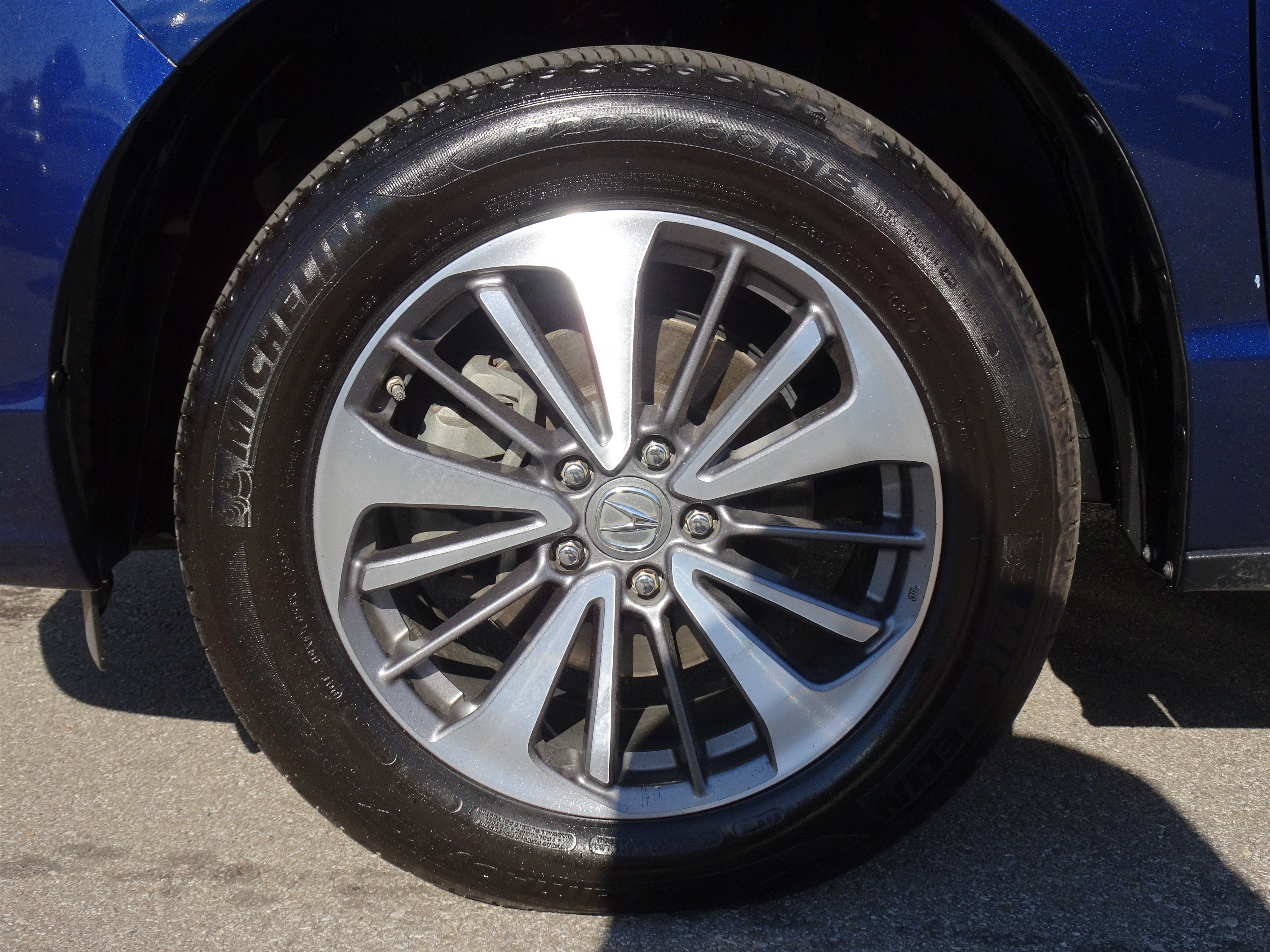 Used 2018 Acura RDX w/ Advance Package AWD/4WD image 30