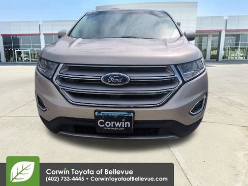 Used 2018 Ford Edge Titanium w/ Equipment Group 301A AWD/4WD image 38